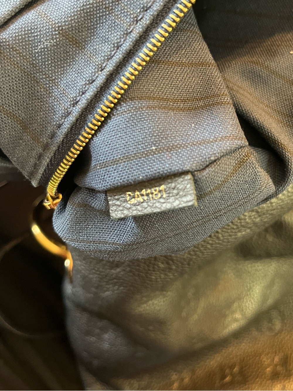 Louis Vuitton Artsy MM Empreinte Infini Leather Shoulder Bag Authentic - Picture 11 of 15